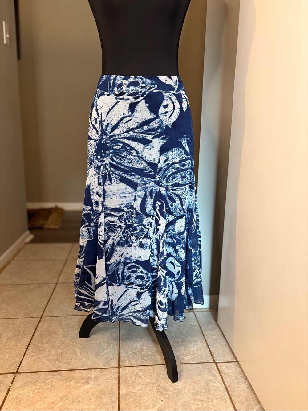 Coldwater Creek Navy and White Floral Maxi Skirt